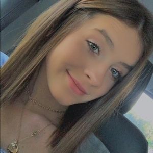 Meet your Posher, Macie